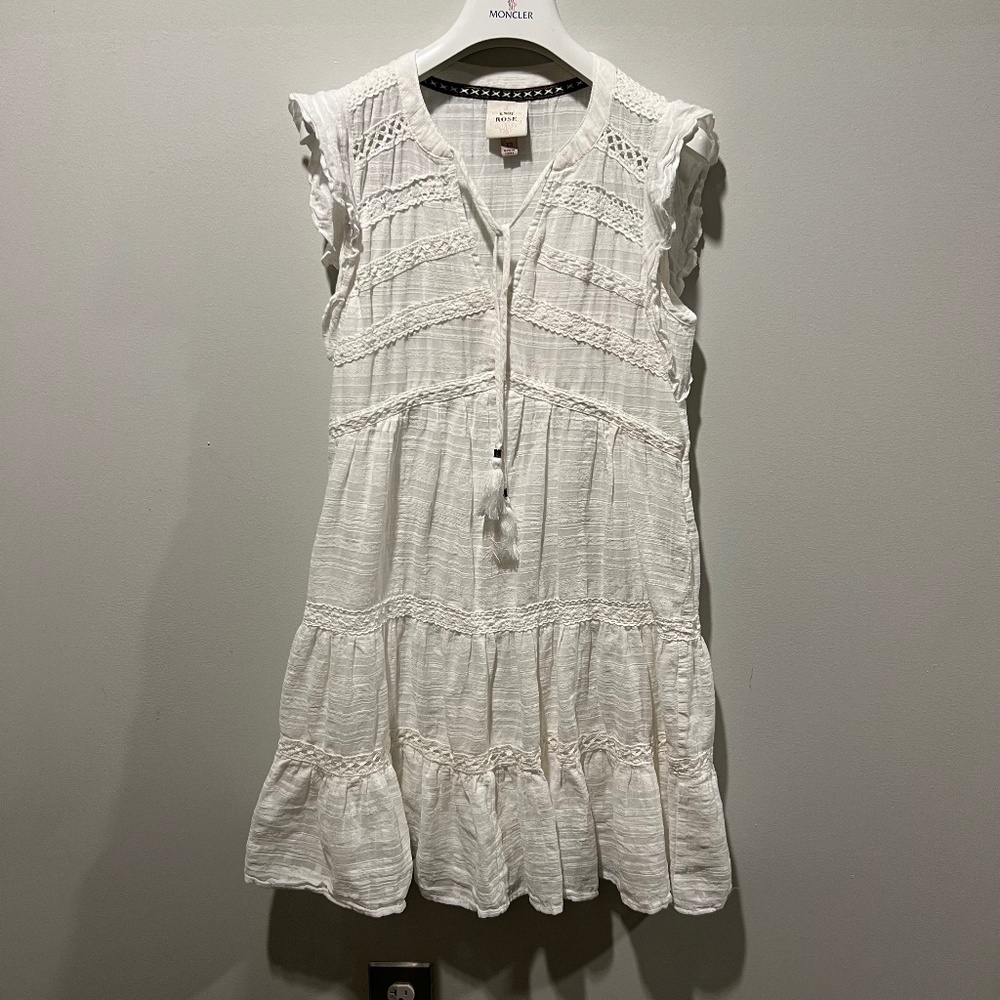 Knox Rose White Boho Lace Tiered Dress Tassel Tie – Size XS
